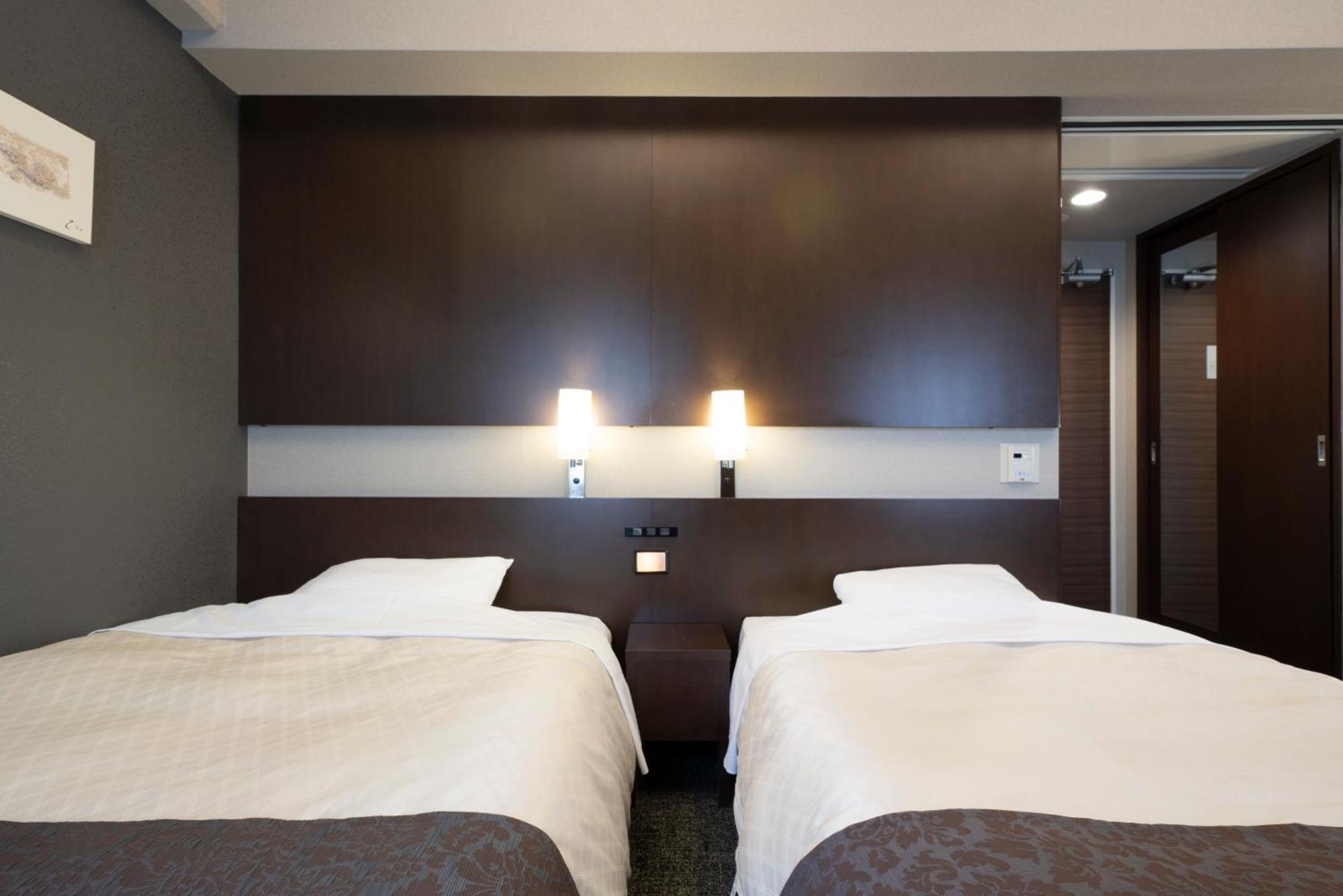 Hotel Binario Umeda Осака Екстериор снимка