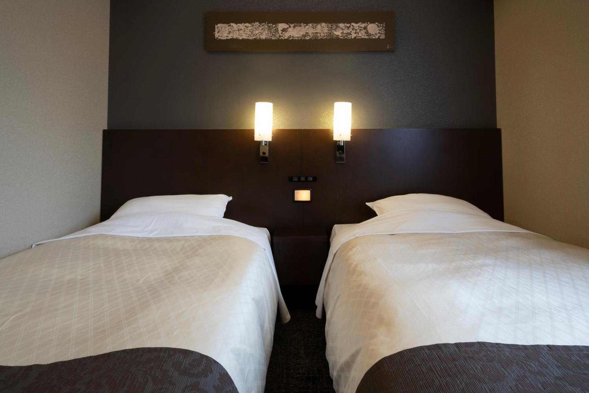 Hotel Binario Umeda Осака Екстериор снимка